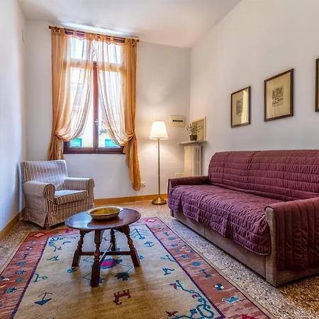 Apartment S04-san Pantalon