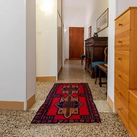 Apartment S04-san Pantalon
