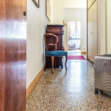 S04-san Pantalon Apartment Venice